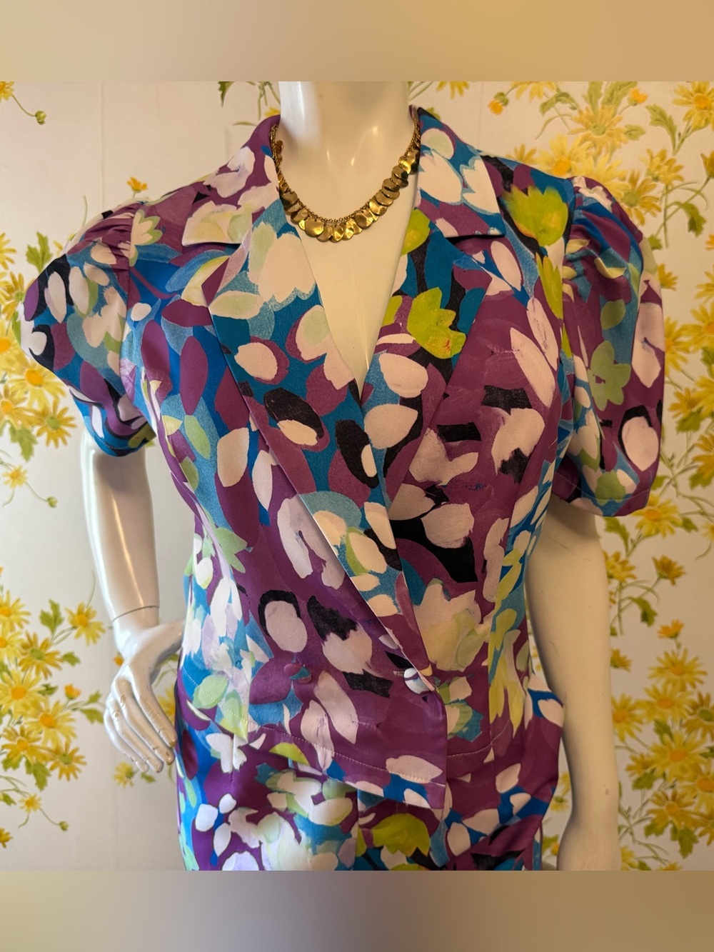 NWT Purple Floral Two-Piece Pantsuit with Blue & Green Accents size M - Picture 4 of 16